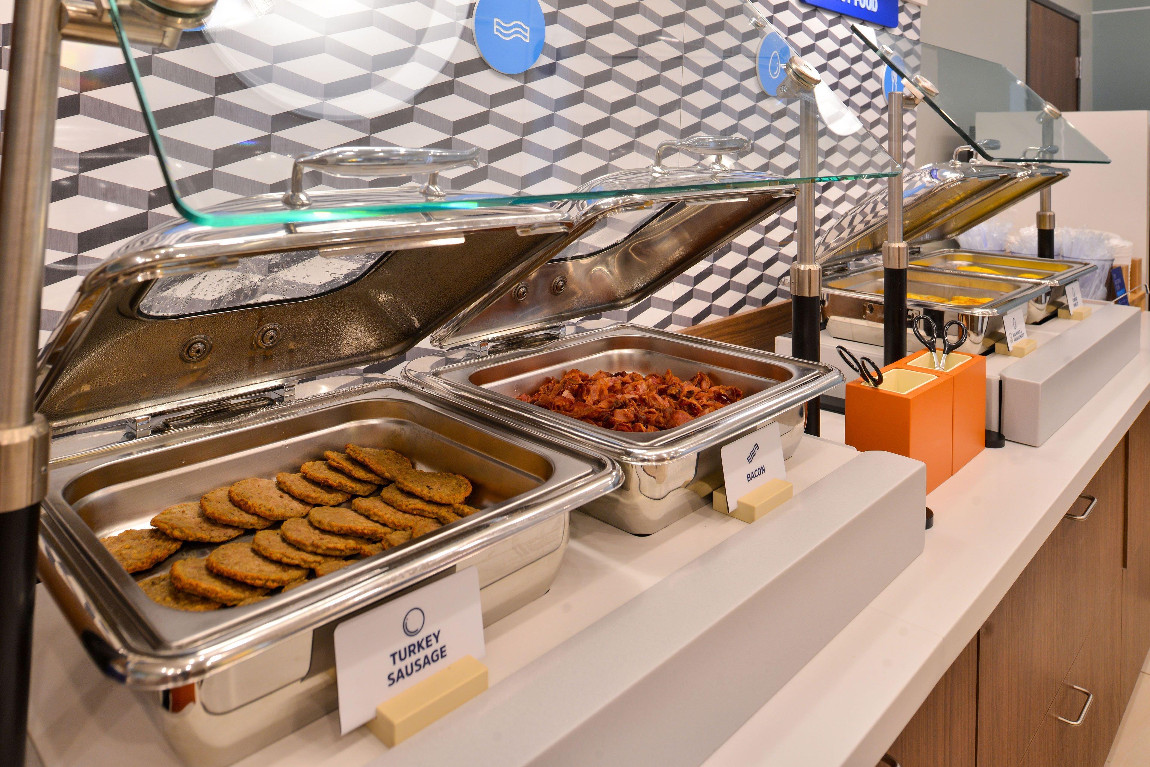 Holiday Inn Express Hotel & Suites Philadelphia - King Of Prussia By Ihg Bagian luar foto
