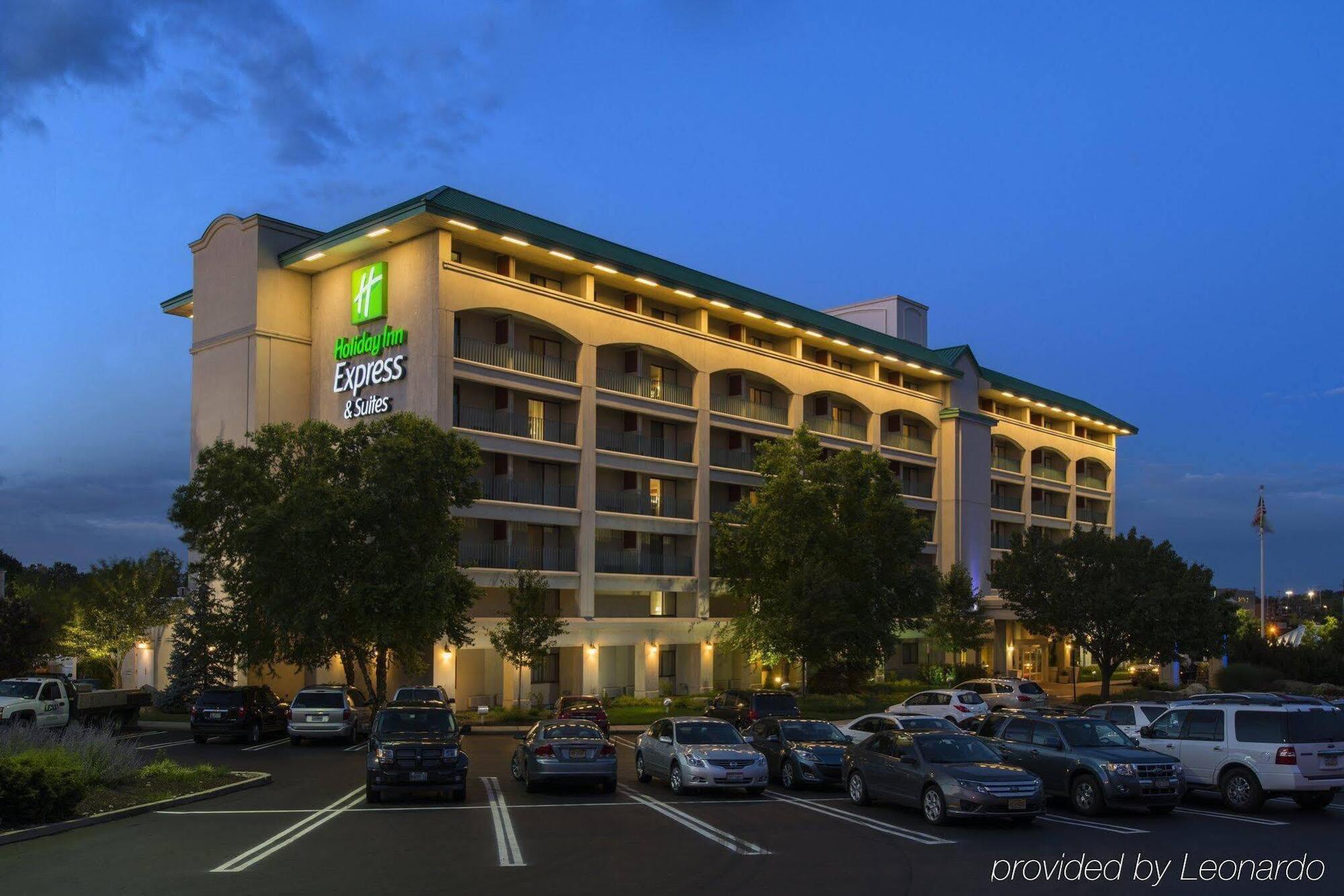 Holiday Inn Express Hotel & Suites Philadelphia - King Of Prussia By Ihg Bagian luar foto